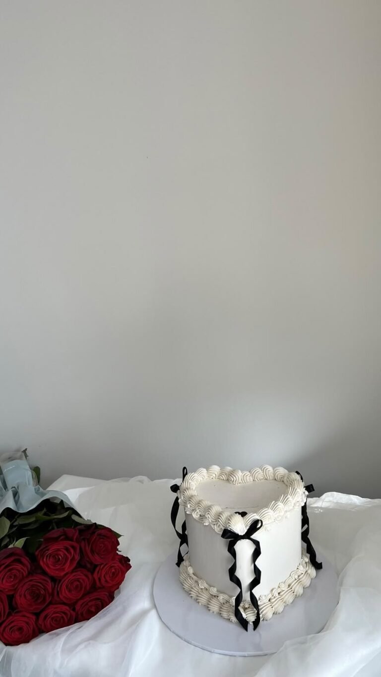 Instagram post from sileynacreative. This post is in position 1.